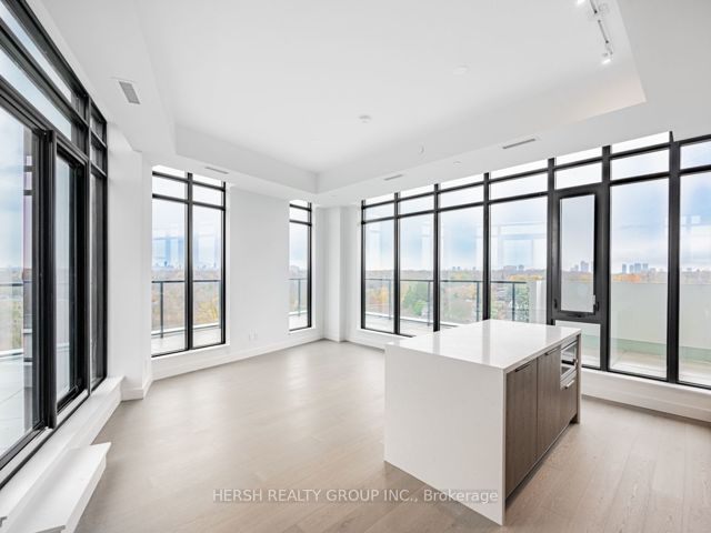 808 - 160 Kingsway Cres