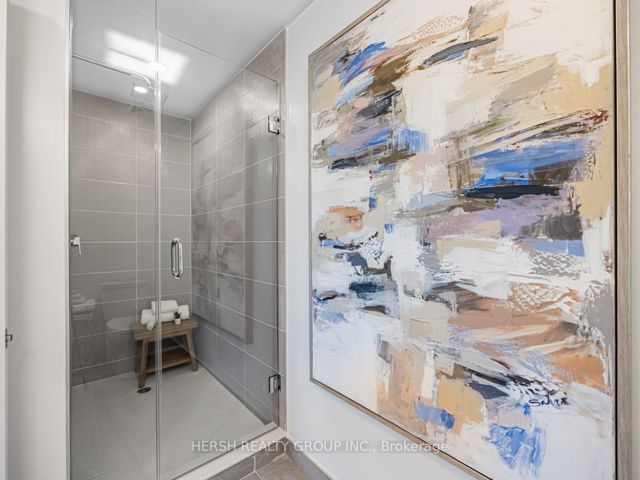 312 - 160 Kingsway Cres