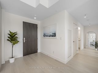 312 - 160 Kingsway Cres