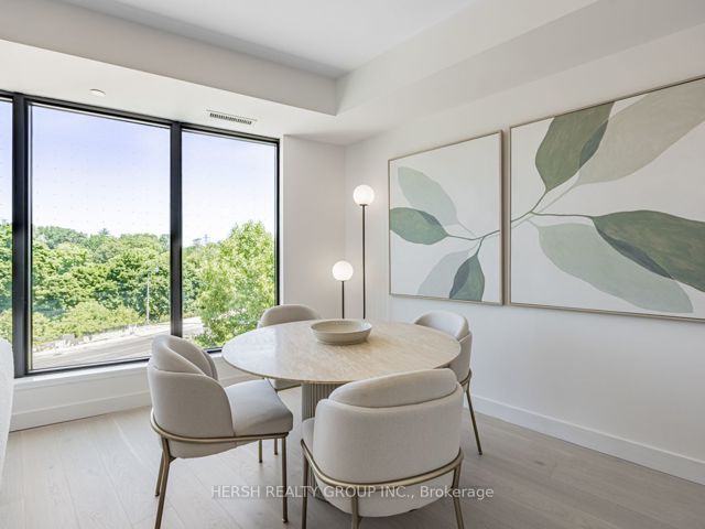 312 - 160 Kingsway Cres