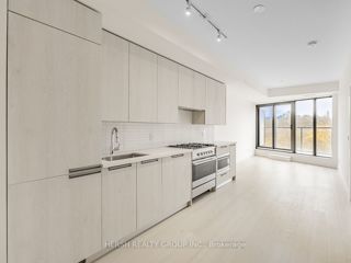 411 - 160 Kingsway Cres
