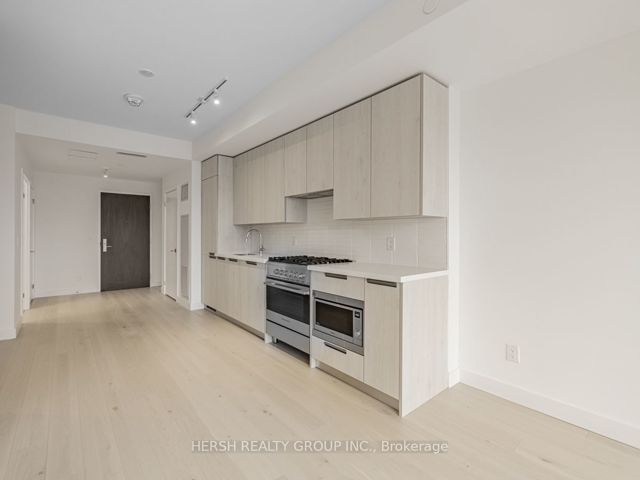 411 - 160 Kingsway Cres