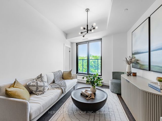 310 - 160 Kingsway Cres