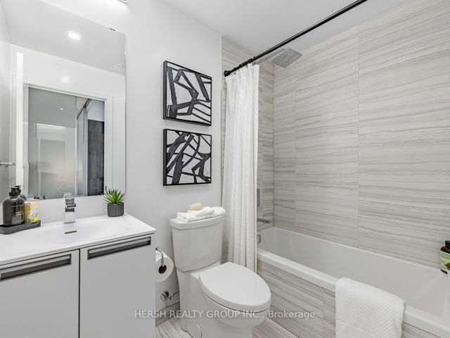 310 - 160 Kingsway Cres