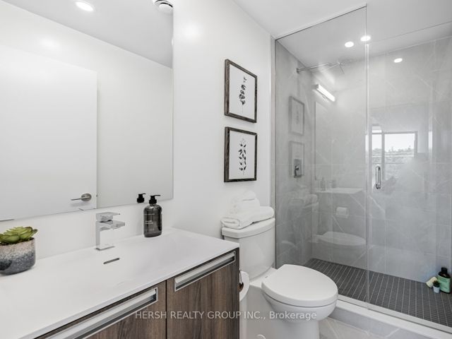 310 - 160 Kingsway Cres
