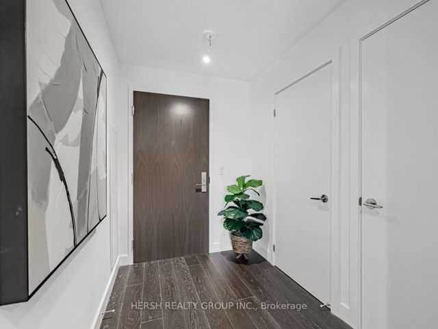 310 - 160 Kingsway Cres