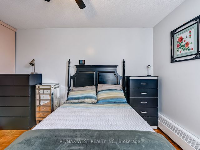 209 - 340 Dixon Rd