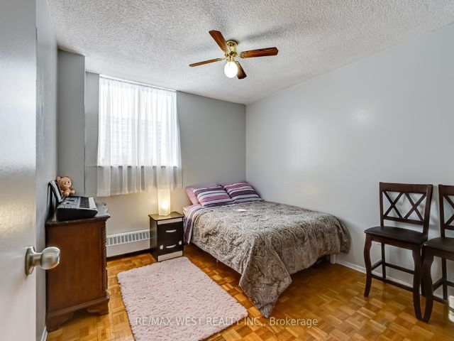 209 - 340 Dixon Rd