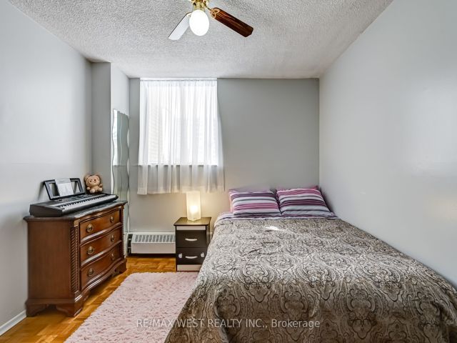 209 - 340 Dixon Rd