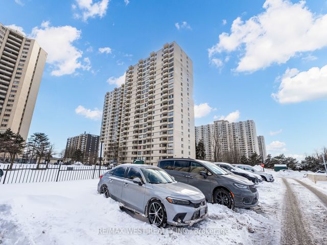 209 - 340 Dixon Rd