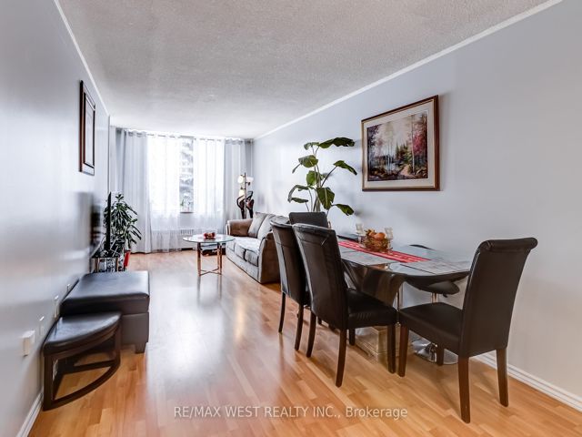 209 - 340 Dixon Rd