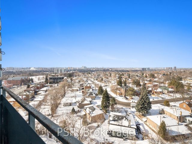 1016 - 1442 Lawrence Ave W