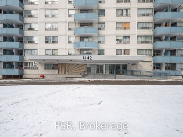 1016 - 1442 Lawrence Ave W