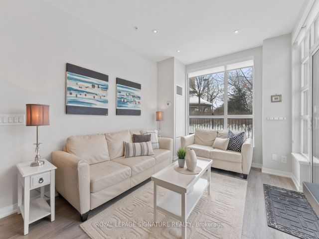 104 - 840 Queens Plate Dr