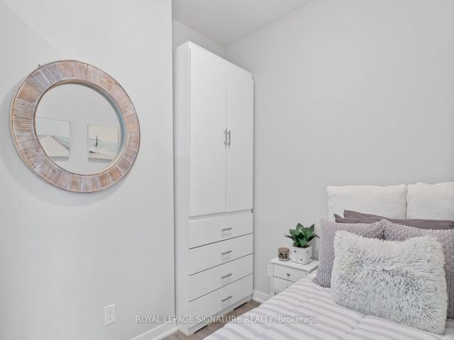 104 - 840 Queens Plate Dr