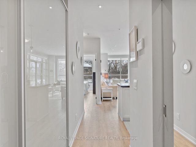 104 - 840 Queens Plate Dr