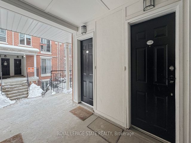 1122 - 20 Laidlaw St