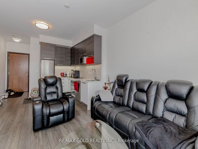 1307 - 36 Park Lawn Rd