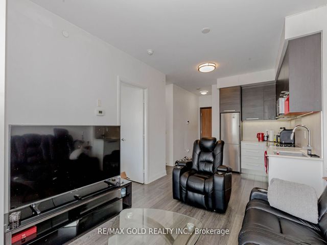 1307 - 36 Park Lawn Rd