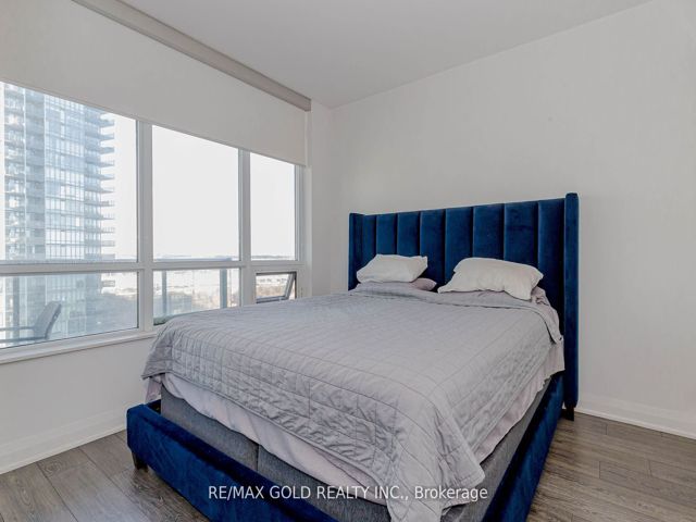 1307 - 36 Park Lawn Rd