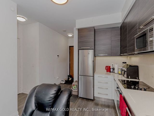 1307 - 36 Park Lawn Rd