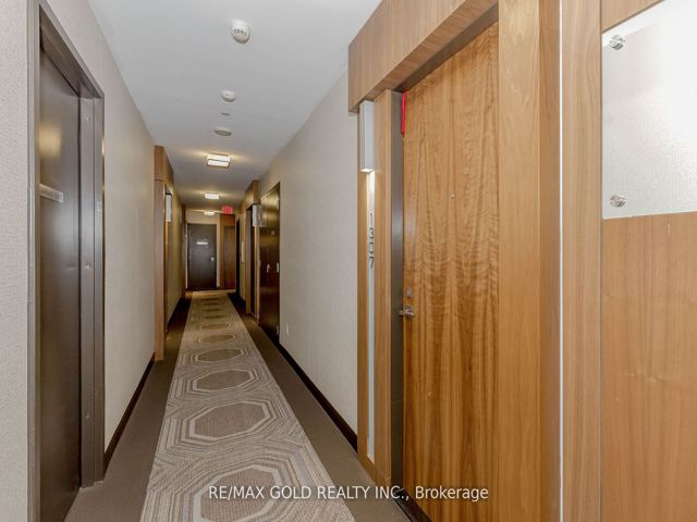 1307 - 36 Park Lawn Rd