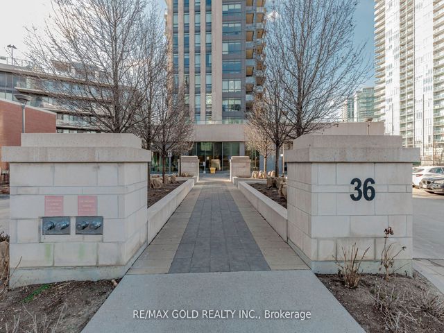 1307 - 36 Park Lawn Rd