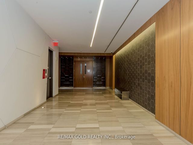 1307 - 36 Park Lawn Rd