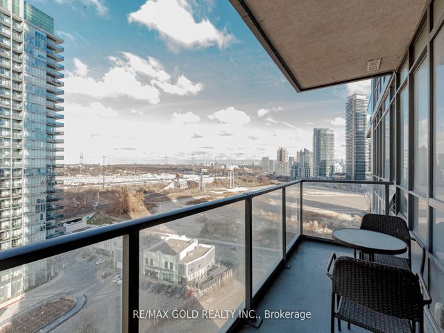 1307 - 36 Park Lawn Rd