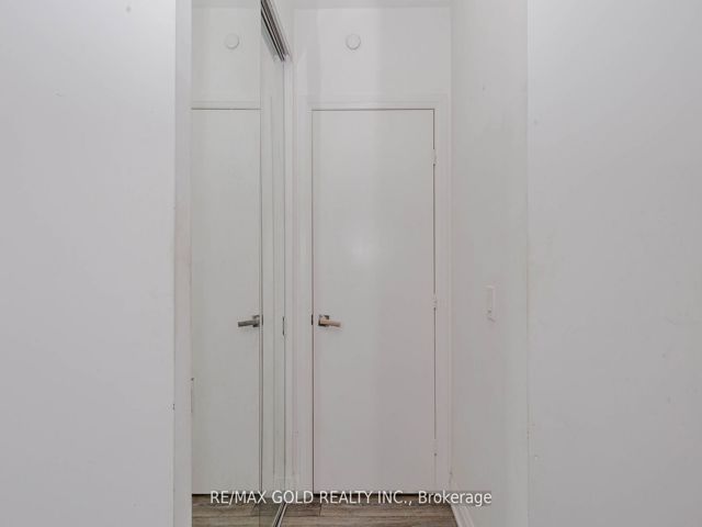 1307 - 36 Park Lawn Rd