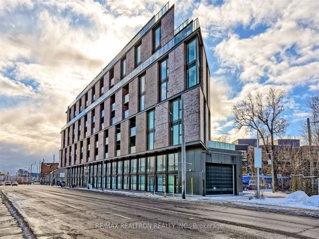 611 - 2625 Dundas St W