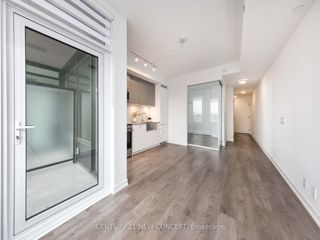 718 - 270 Dufferin St