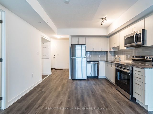 419 - 556 Marlee Ave