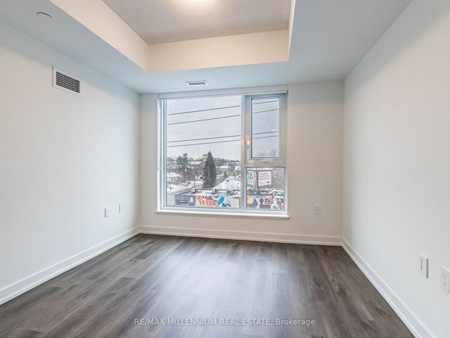 419 - 556 Marlee Ave