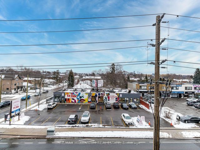 419 - 556 Marlee Ave