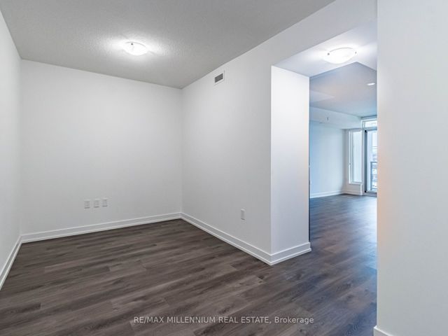 419 - 556 Marlee Ave