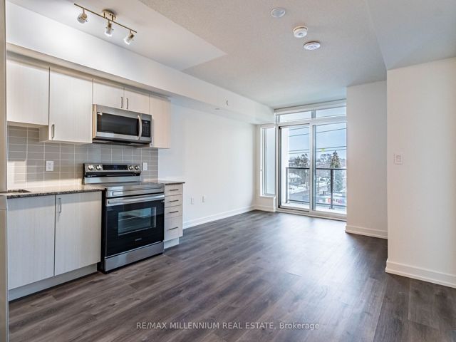 419 - 556 Marlee Ave