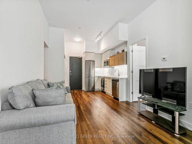 104 - 25 Neighbourhood Lane
