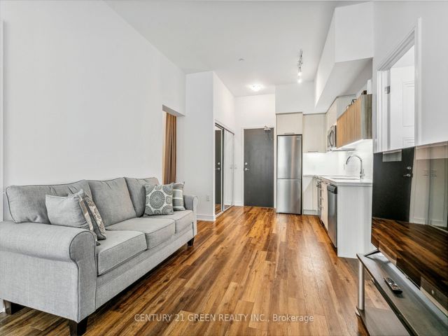 104 - 25 Neighbourhood Lane