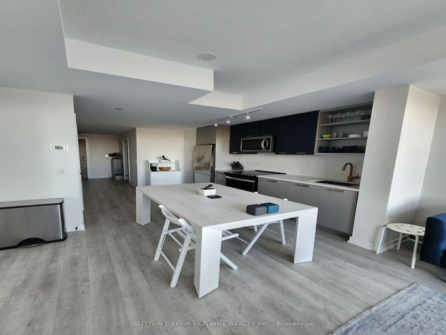 720 - 2300 St Clair Ave W