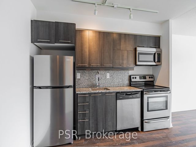 201 - 38 Joe Shuster Way
