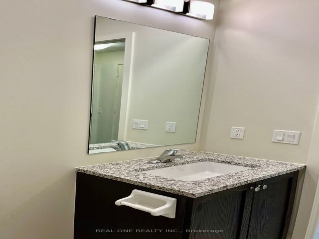 703 - 38 Annie Craig Dr