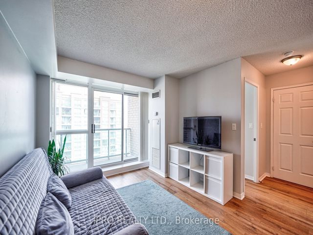 1509 - 7 Michael Power Pl