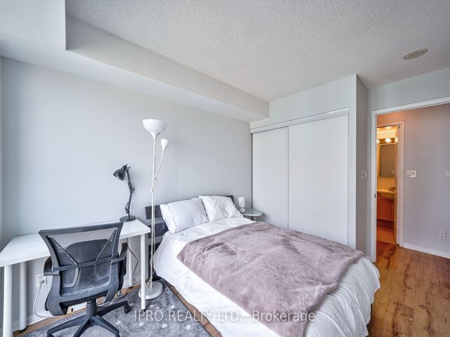 1509 - 7 Michael Power Pl