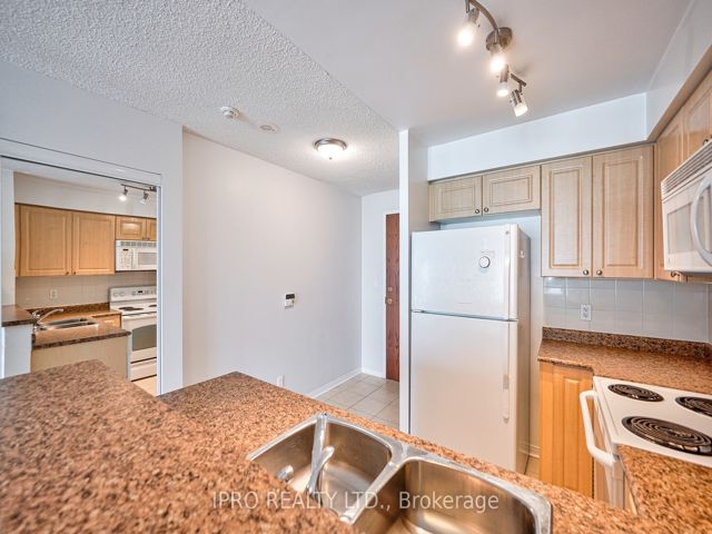 1509 - 7 Michael Power Pl