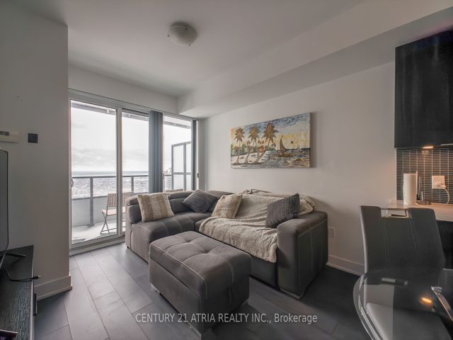 4519 - 30 Shore Breeze Dr