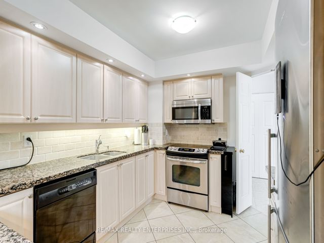 803 - 1 Aberfoyle Cres