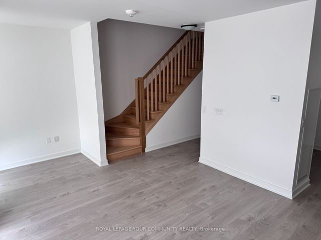 TH 108 - 36 Zorra St