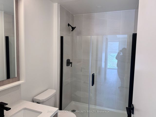 TH 108 - 36 Zorra St