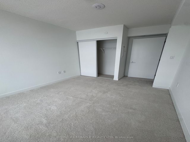 621 - 556 Marlee Ave